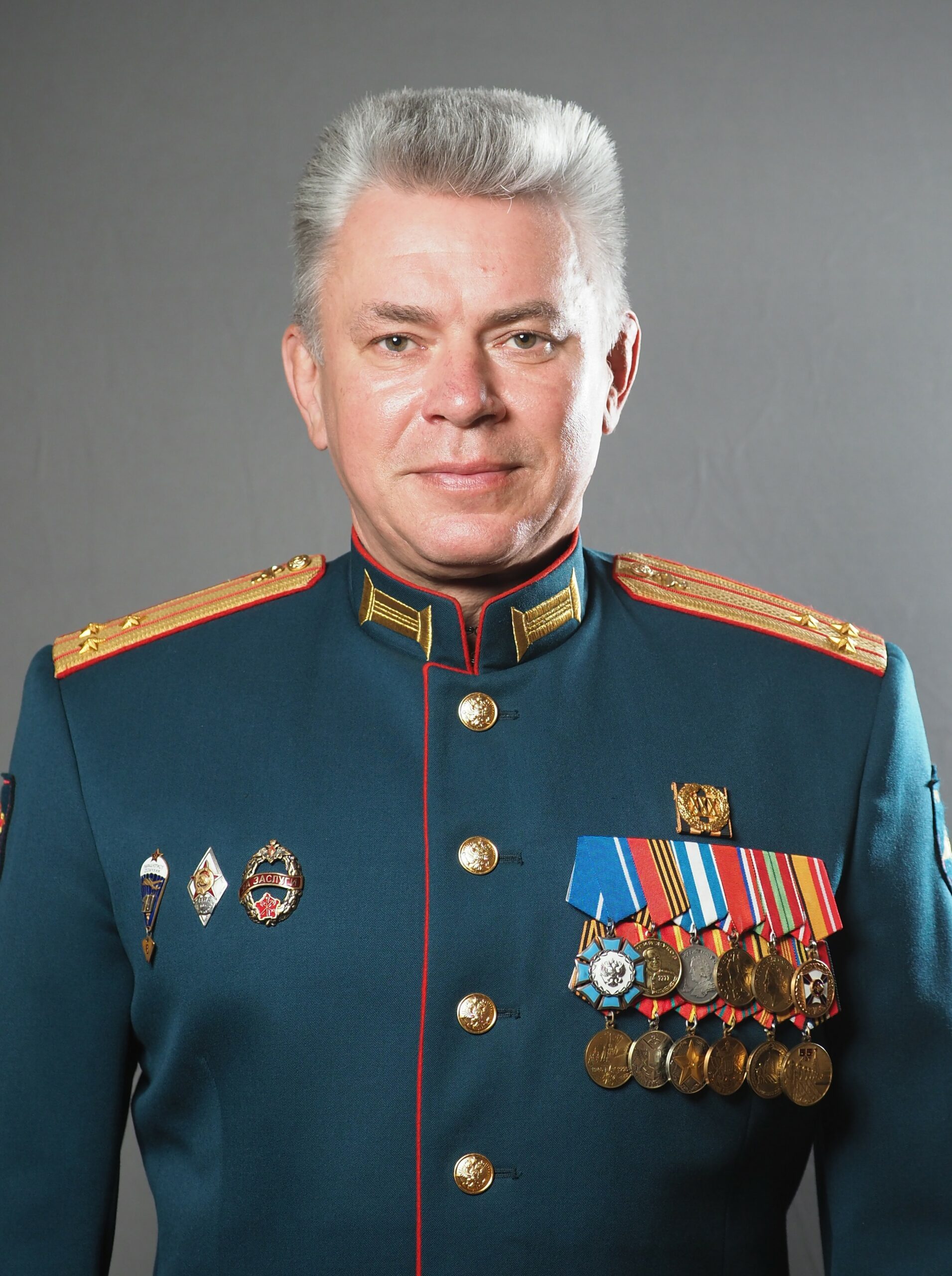 ЛЮТОВ Владимир Викторович