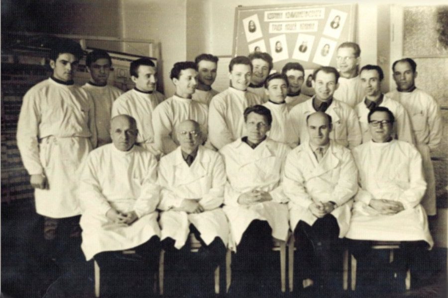 Сотрудники кафедры (1968)