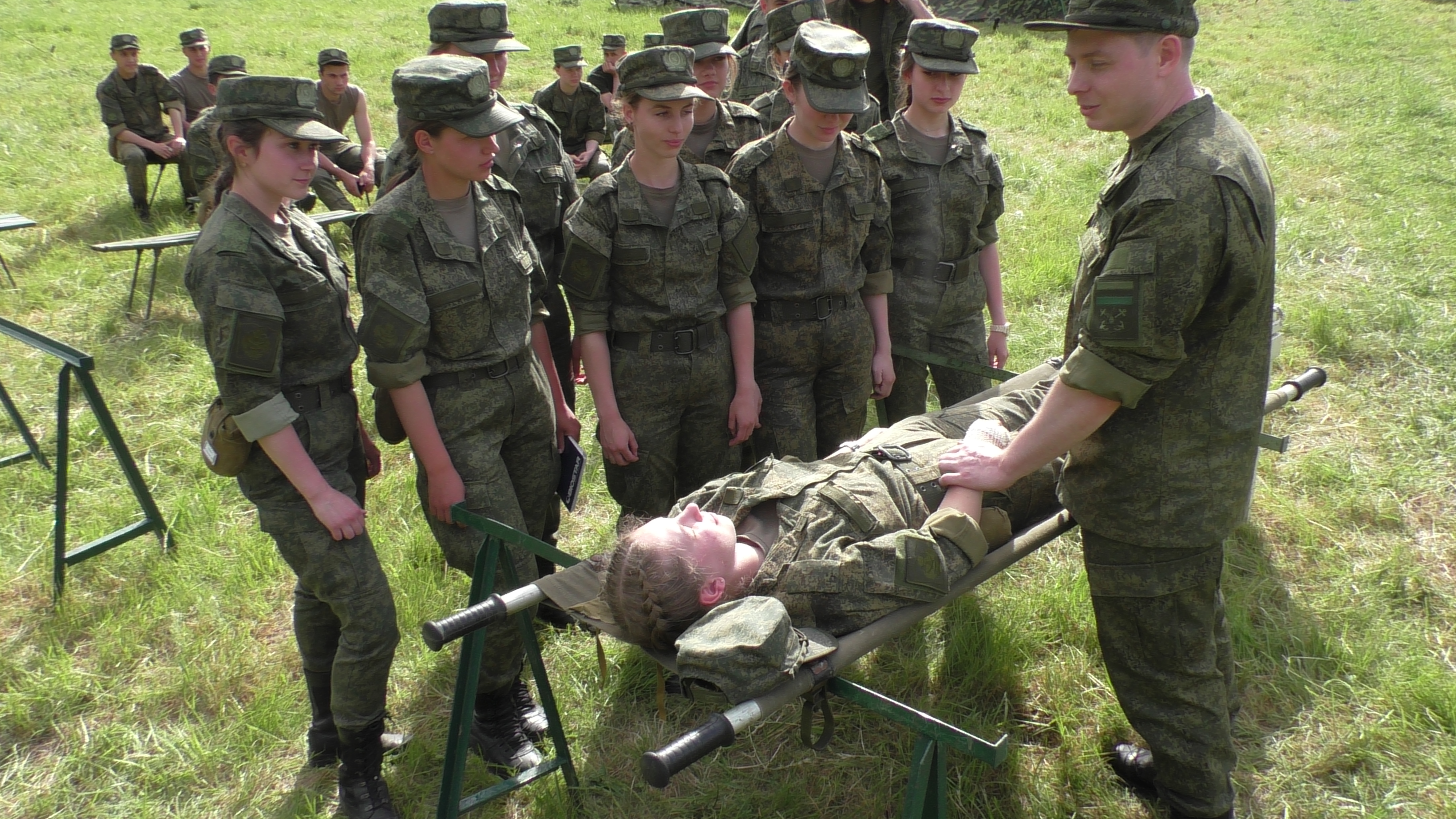 Группа помощи военным