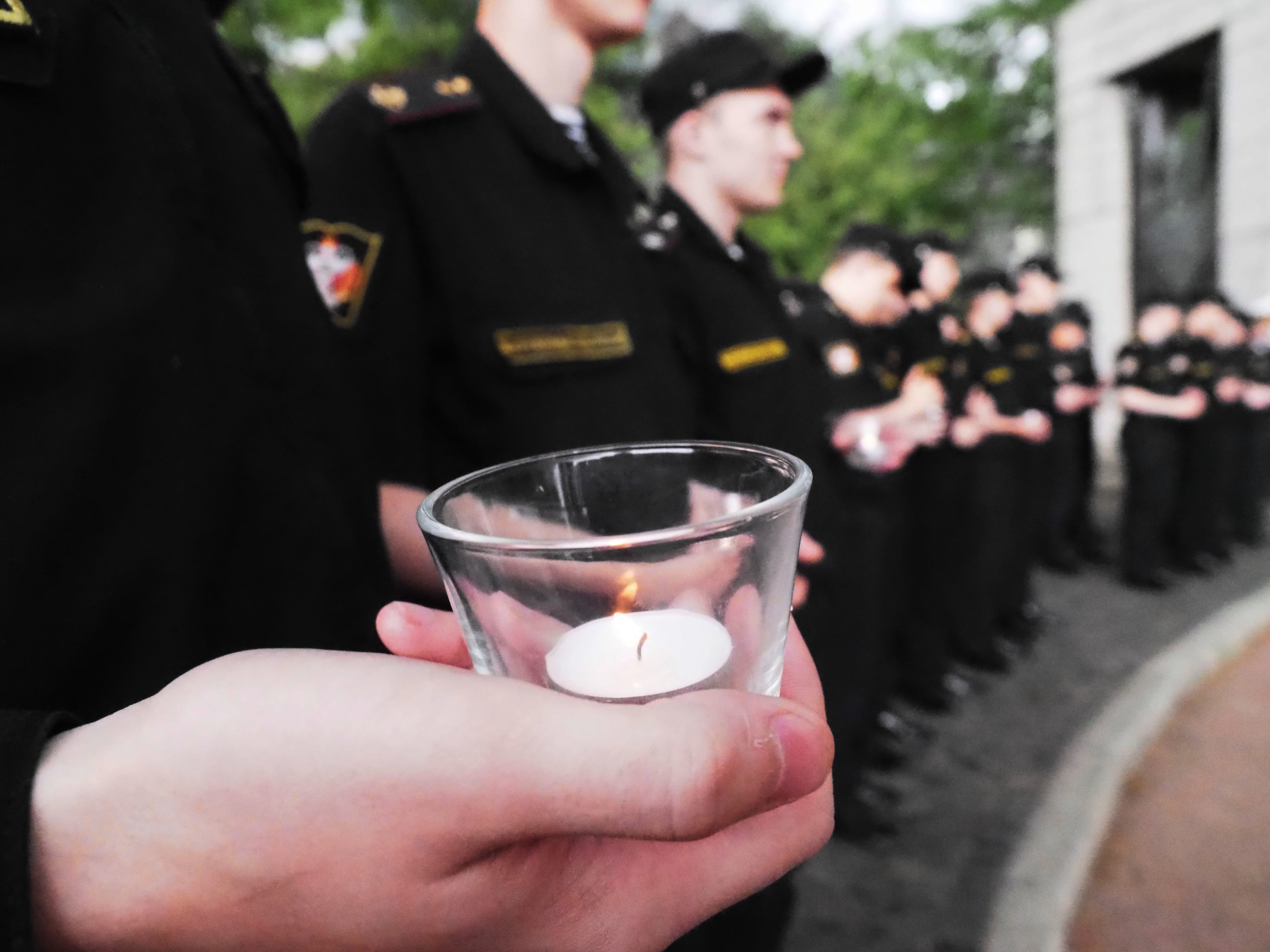 В Военно-медицинской академии почтили память моряков-подводников, погибших во время пожара  на научно-исследовательском глубоководном аппарате