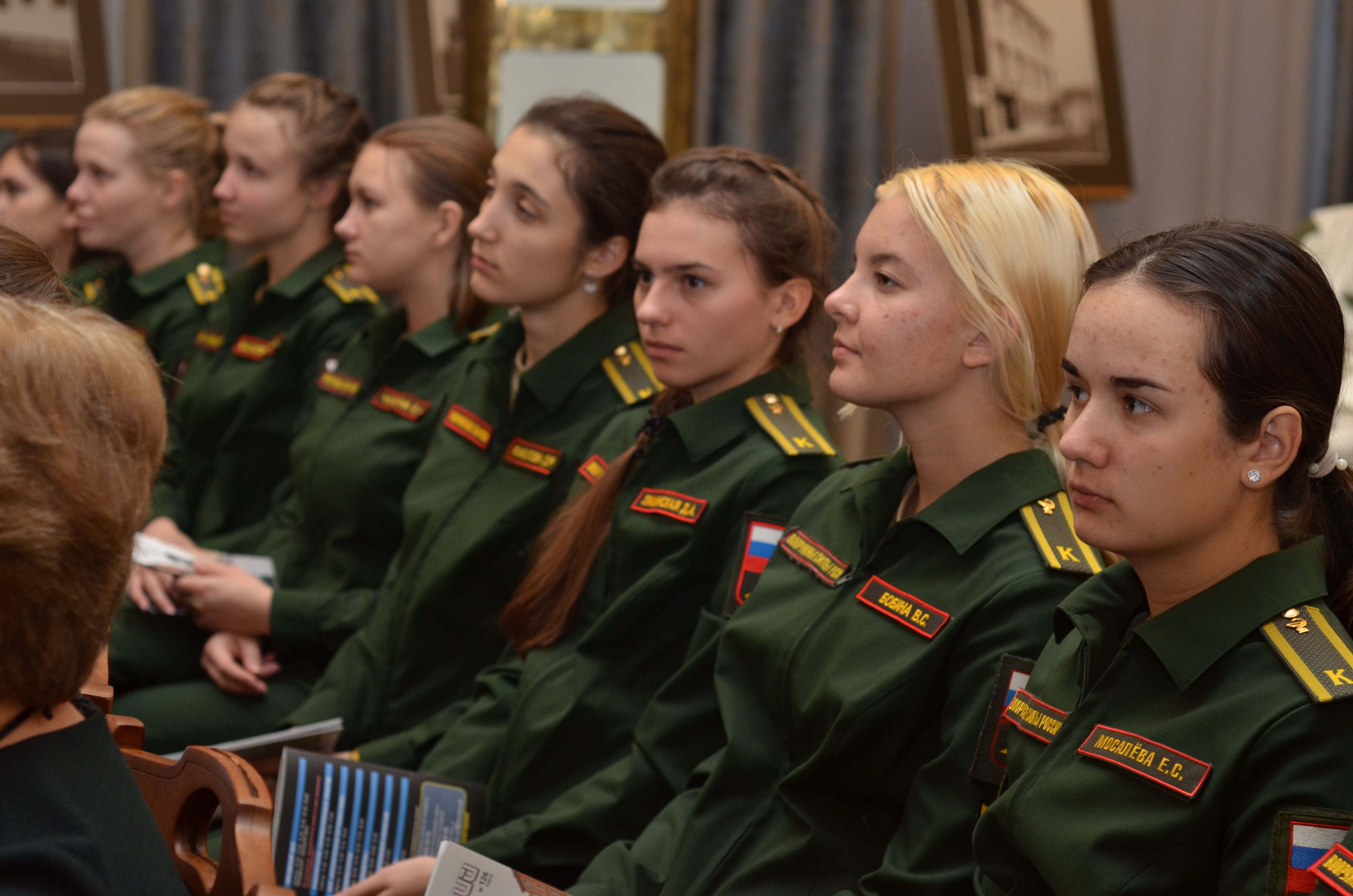 Курсанты военно медицинской Академии Кирова. Военно-медицинская Академия имени с м Кирова курсанты. Военная медицинская Академия имени Кирова курсанты. Курсанты ВМЕДА Кирова. Санкт петербургская академия имени кирова. Курсанты военно медицинской Академии Кирова. Военно-медицинская Академия имени с м Кирова курсанты. Военная медицинская Академия имени Кирова курсанты. Курсанты ВМЕДА Кирова.