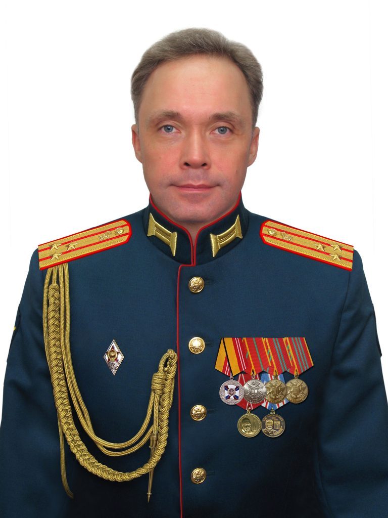 САЛУХОВ Владимир Владимирович