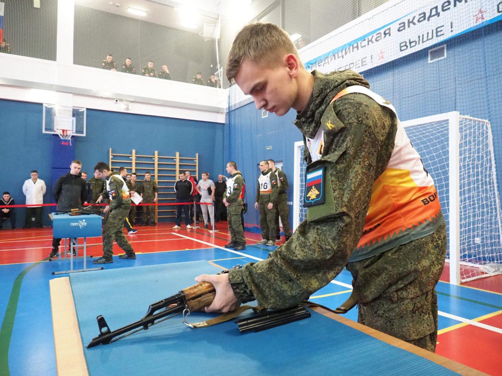 Военно спортивные классы. Кафедра физической подготовки военно медицинская Академия. Спорткомплекс военно медицинской Академии. ВМЕДА им Кирова физическая подготовка. Спорткомплекс ВМА им Кирова.