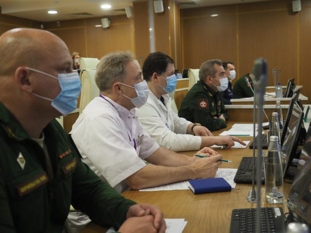 Cпециалисты Военно-медицинской академии приняли участие в видеоконференциях с представителями Военно-медицинских служб Вьетнама и Китая по COVID-19