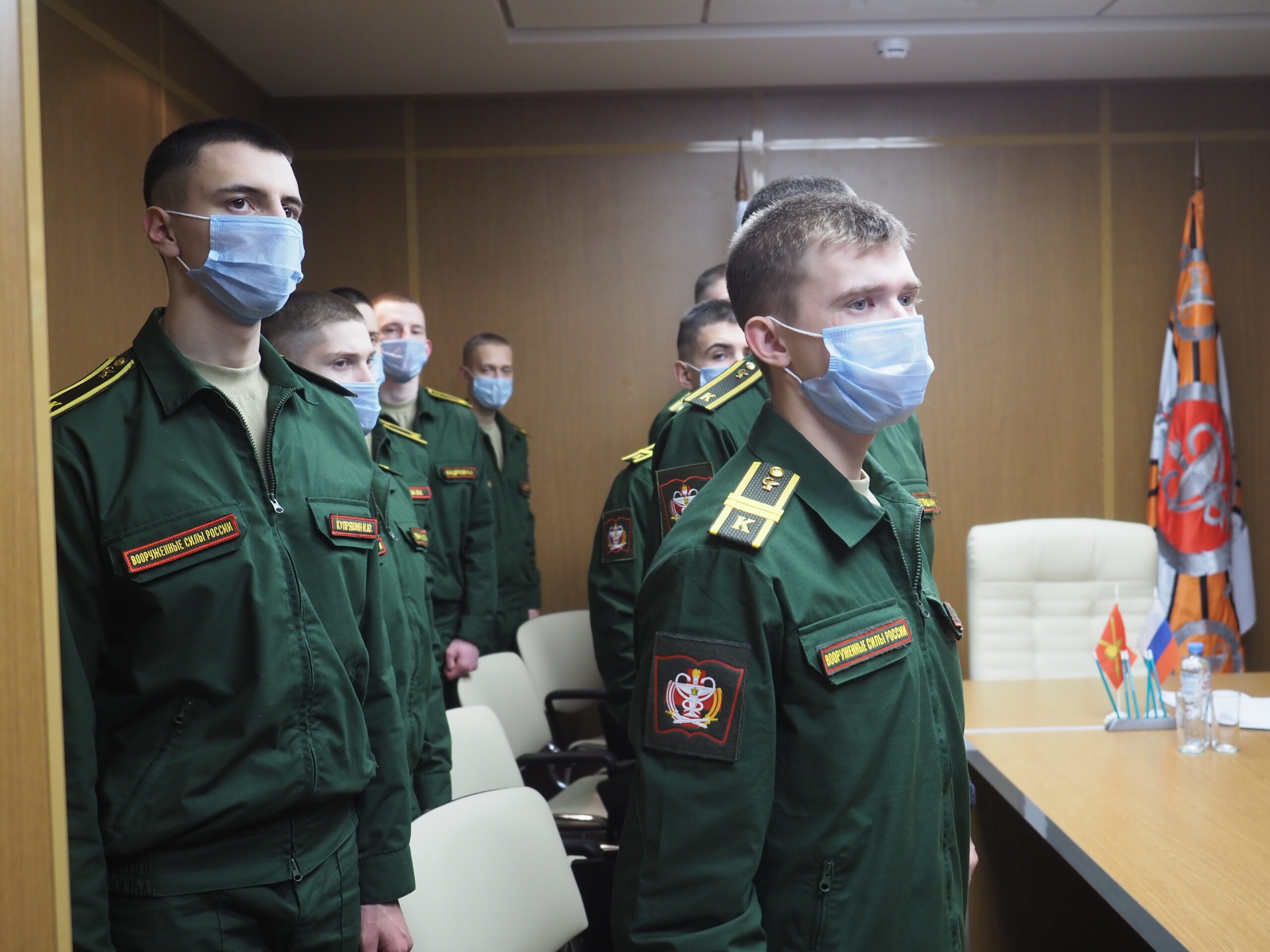 Герои Российской Федерации провели Урок мужества для курсантов Военно-медицинской академии