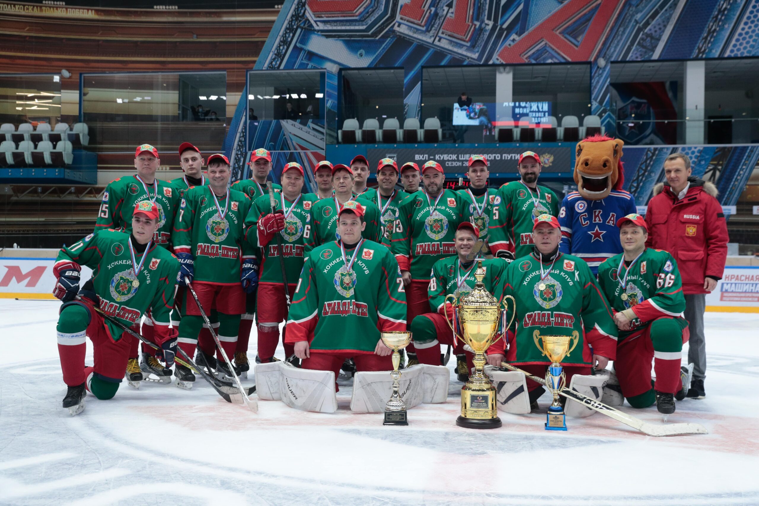 Хоккейная команда академии приняла участие в товарищеском матче, посвященном Дню защитника Отечества