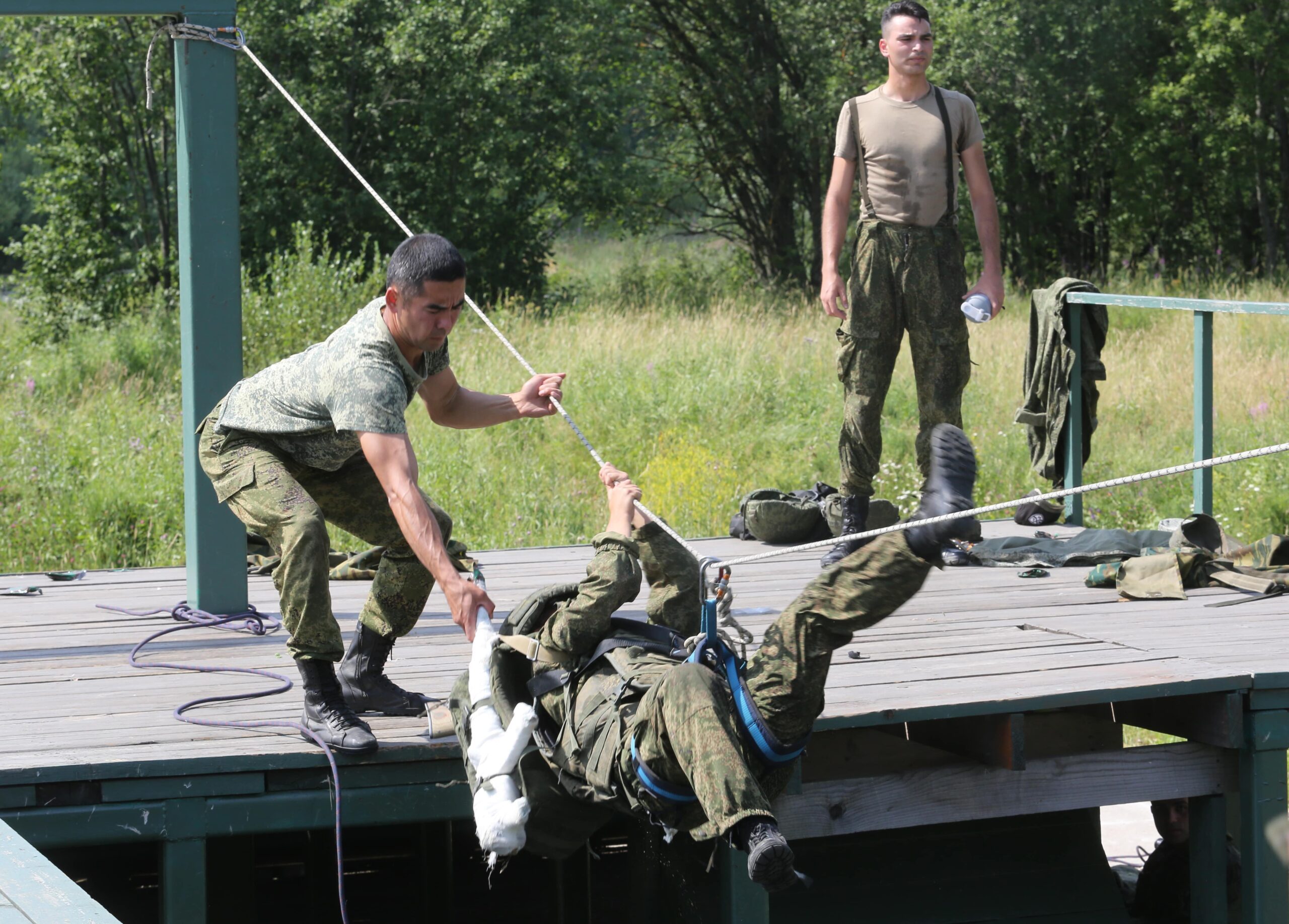 Вс рф готовятся. Военно-медицинская эстафета 2021. Военно-медицинская эстафета 2022. АРМИ 2022 военно медицинская эстафета.