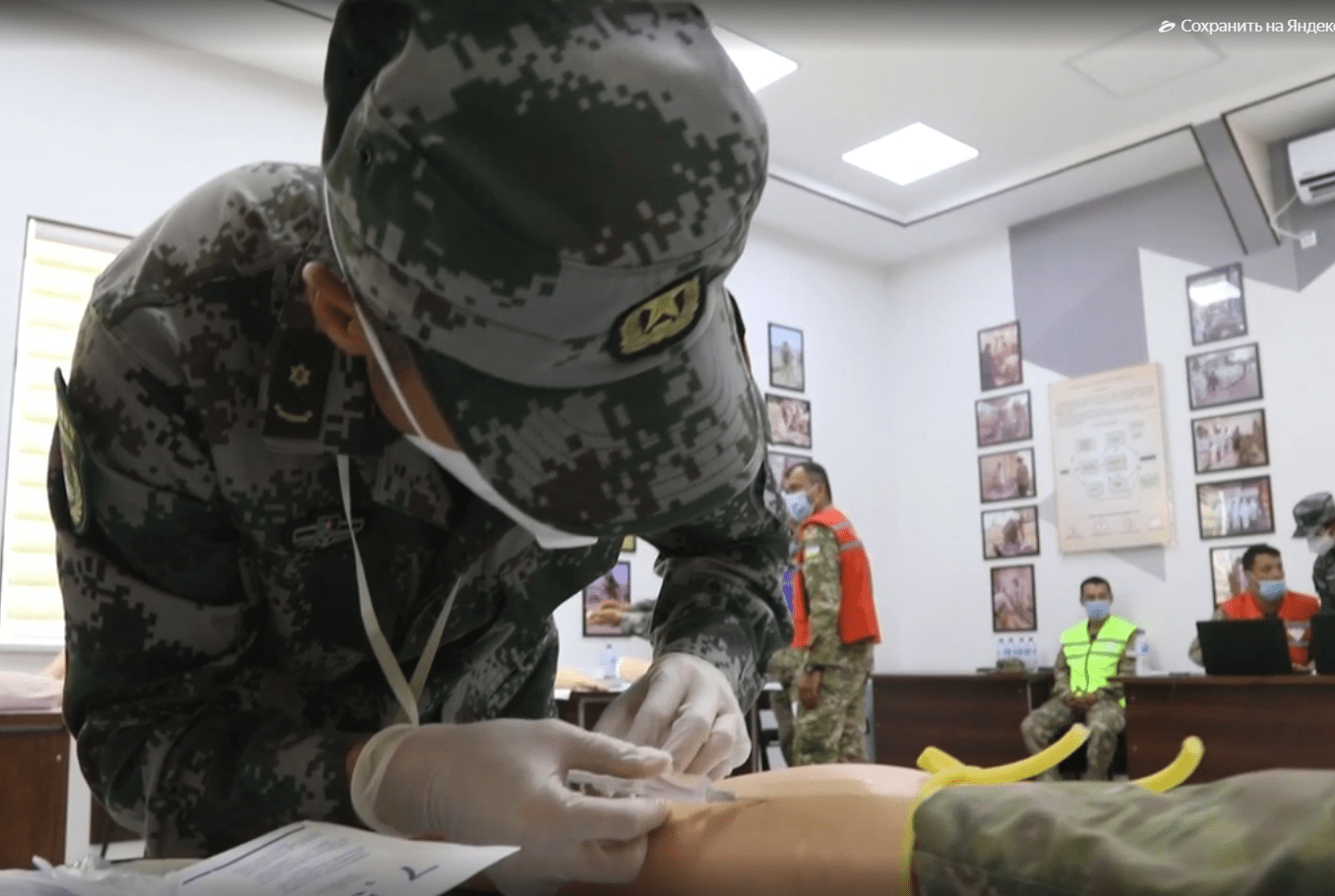 Военные медики продемонстрировали практические навыки в ходе этапа международного конкурса «Военно-медицинская эстафета»