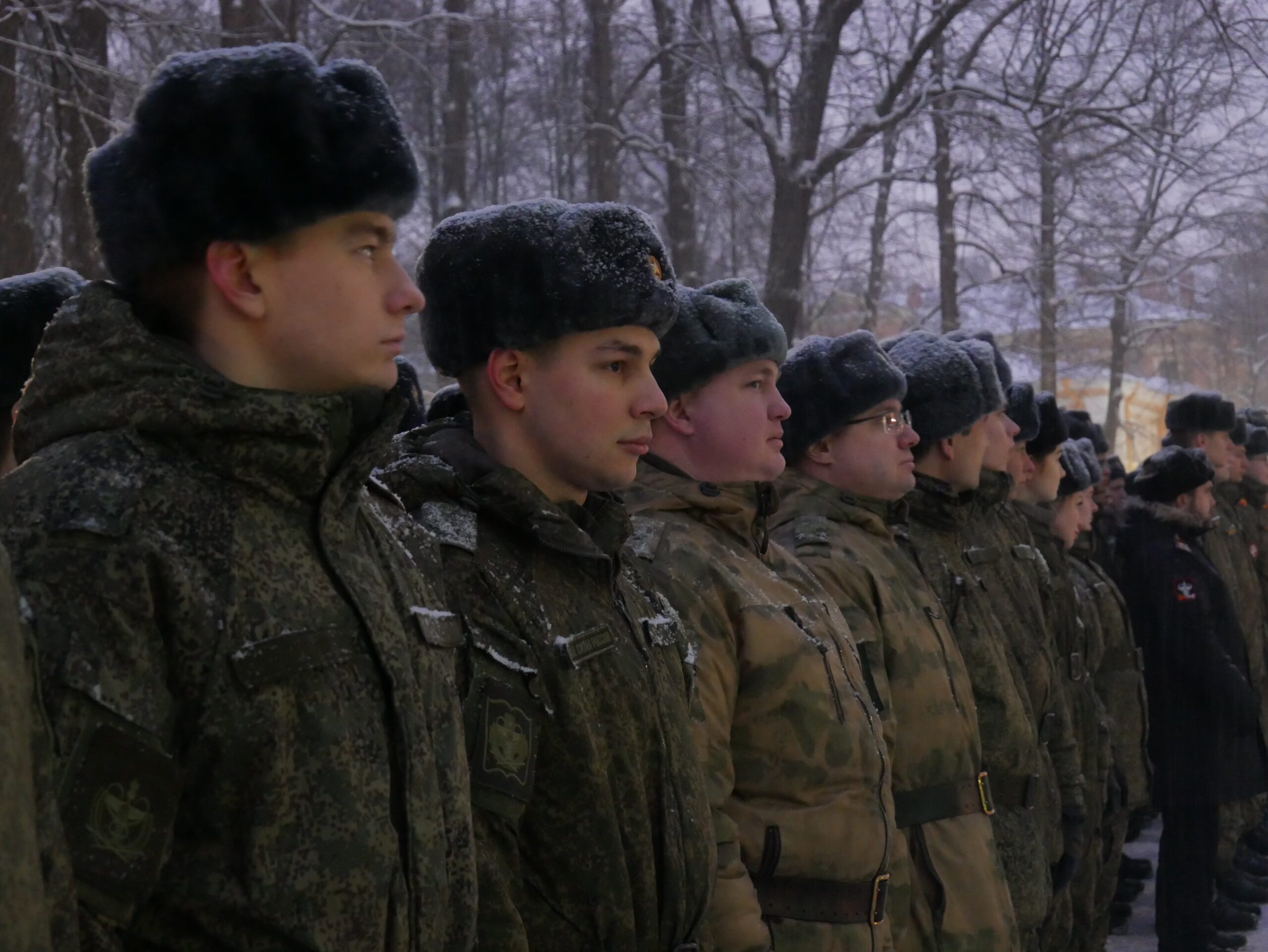 Специалисты и курсанты Военно-медицинской академии вновь отправились на борьбу с COVID-19