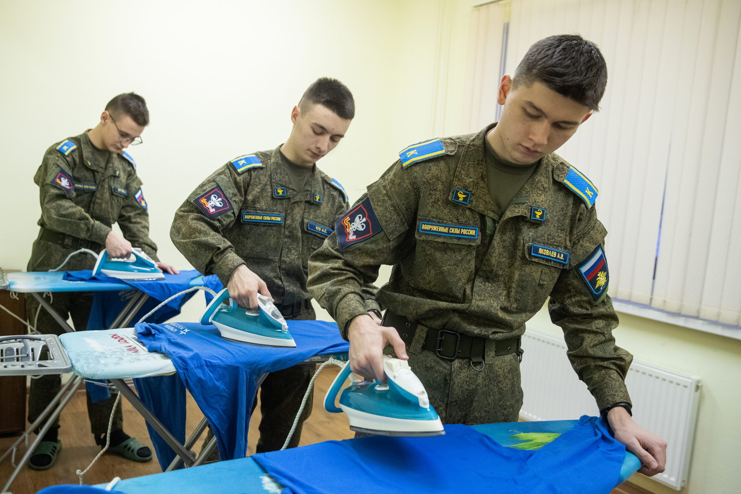 В Вооруженных силах России отмечается День продовольственной и вещевой службы