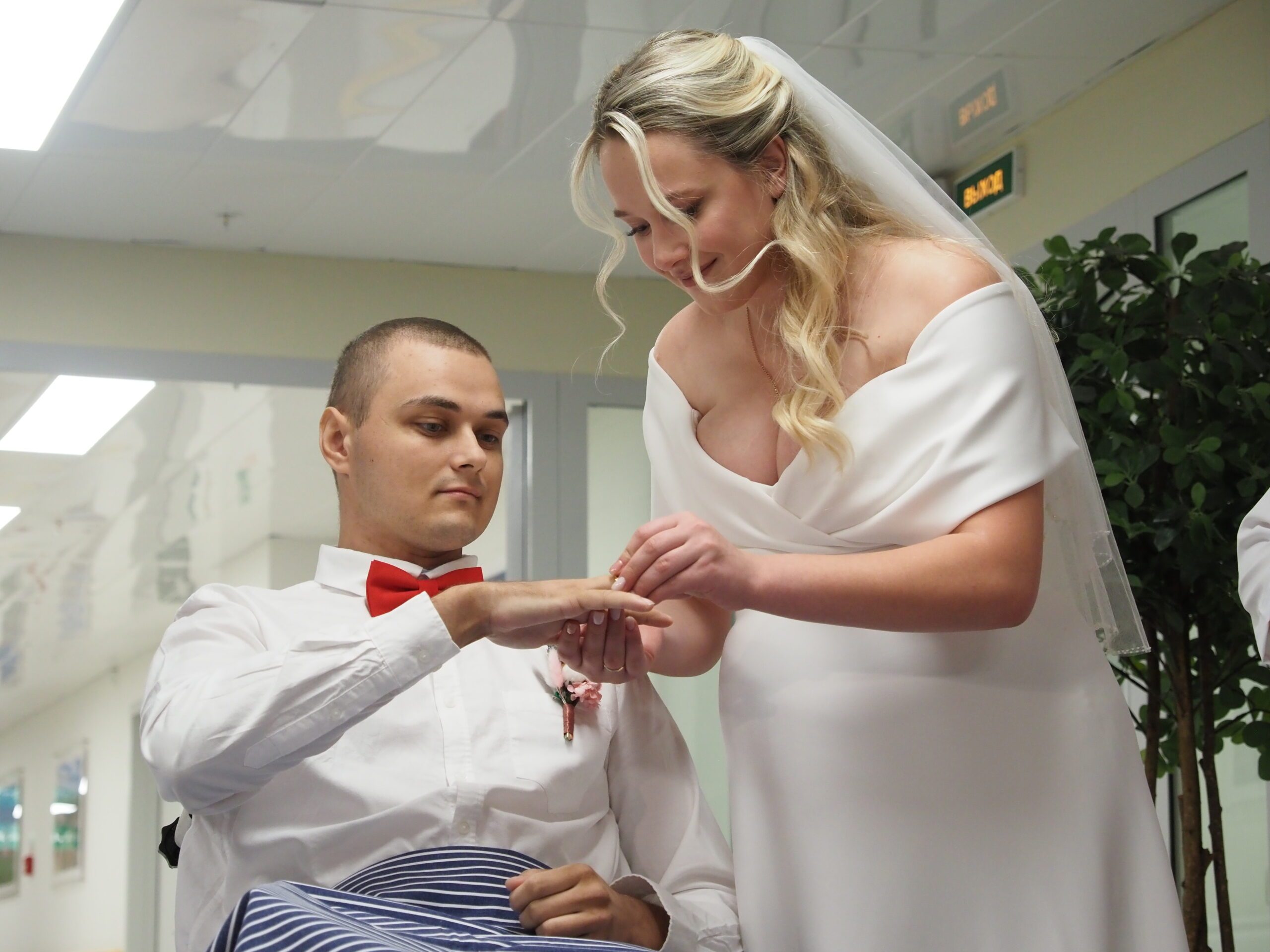 Свадьба в клинике военно-полевой хирургии