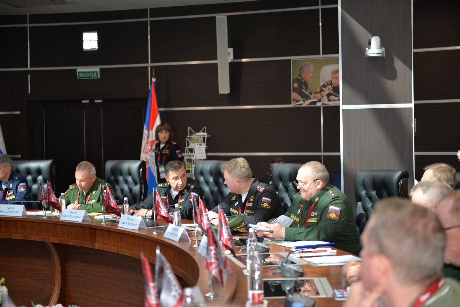На Международном военно-техническом форуме «Армия» прошел круглый стол «Военная медицина» с участием представителей Военно-медицинской академии