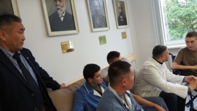 OLYMPUS DIGITAL CAMERA