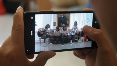 OLYMPUS DIGITAL CAMERA