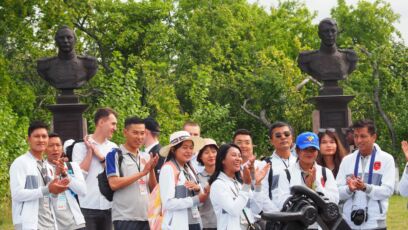 OLYMPUS DIGITAL CAMERA