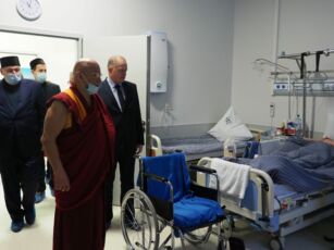 OLYMPUS DIGITAL CAMERA